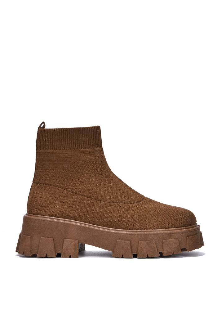 Wholesale Cape Robbin - FLY LADIES SNEAKERS - SNEAKERS