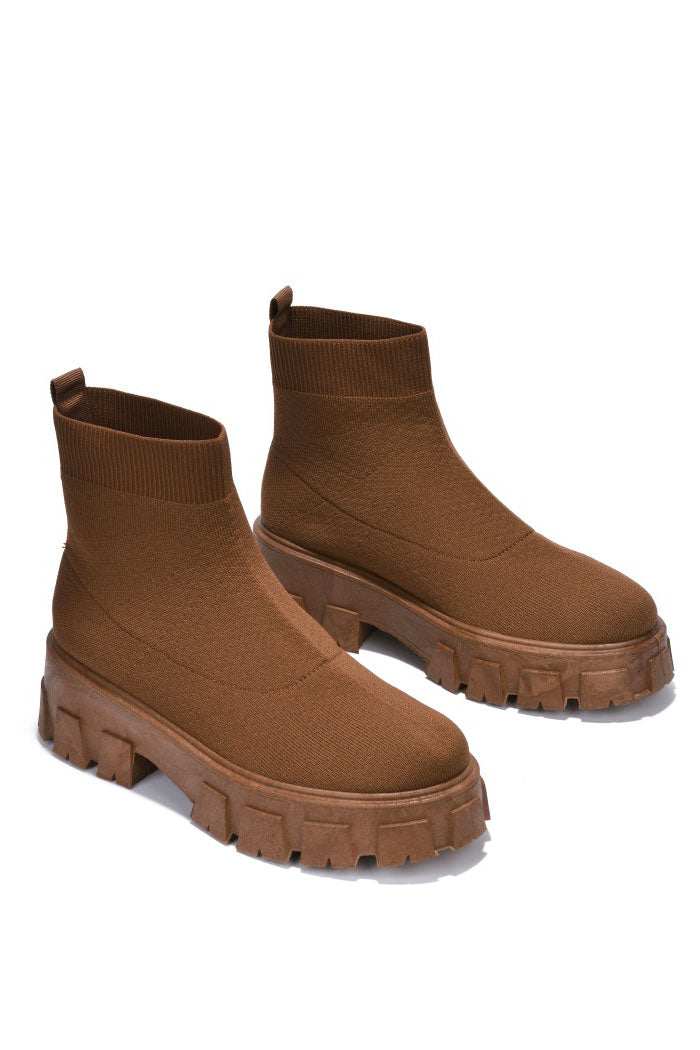 Wholesale Cape Robbin - FLY LADIES SNEAKERS - SNEAKERS