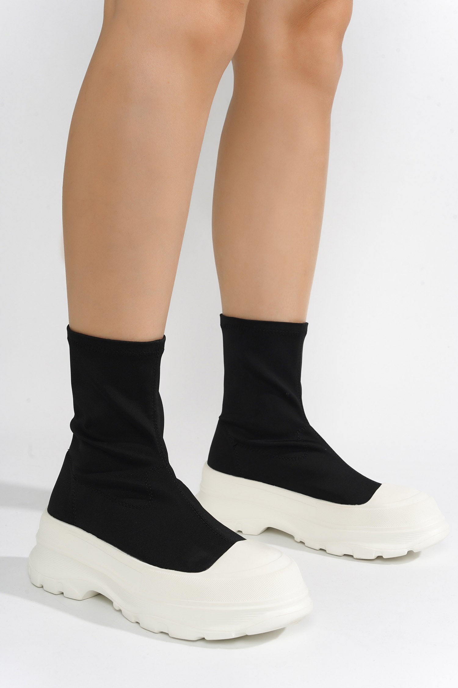 Wholesale Cape Robbin - GIG LADIES SNEAKERS - SNEAKERS