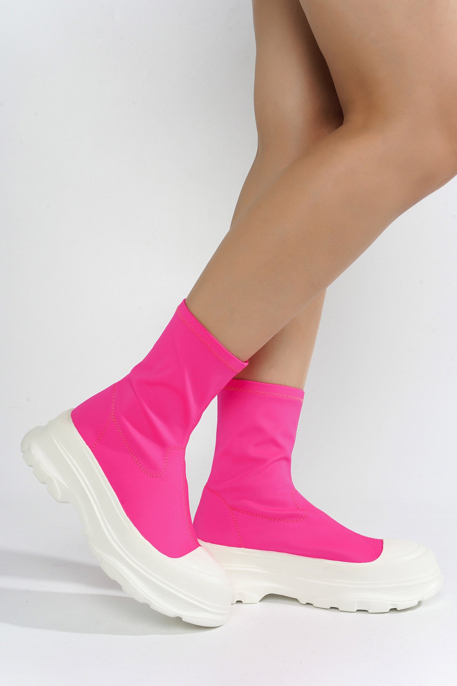 Wholesale Cape Robbin - GIG LADIES SNEAKERS - SNEAKERS