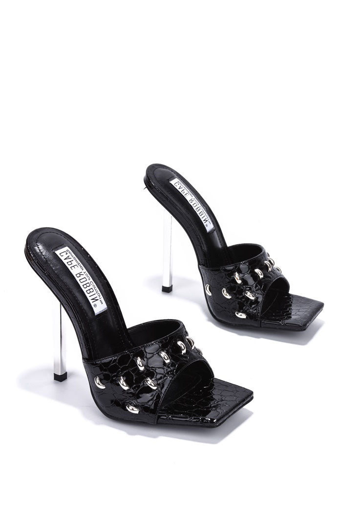 Cape Robbin - TENNON - HEELS